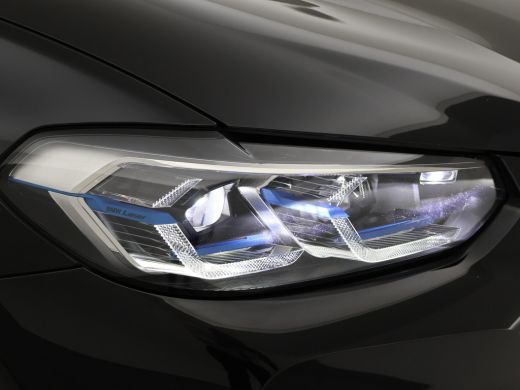 BMW X4 xDrive20i M-SPORT + PANORAMA | 20 INCH | LASER LED | BTW | ORIG. NL | 1e EIGENAAR ActivLease financial lease