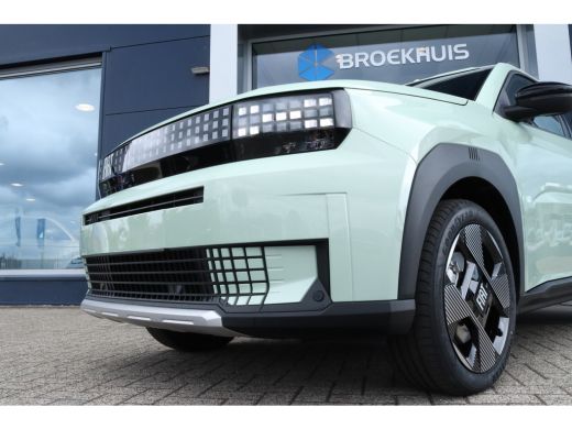 Fiat Panda La Prima | Cruise Control | Camera | 7,4kW lader | Navi | Stoel+Stuurverwarming | Carplay | Climate ActivLease financial lease