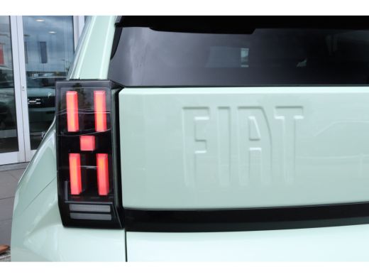 Fiat Panda La Prima | Cruise Control | Camera | 7,4kW lader | Navi | Stoel+Stuurverwarming | Carplay | Climate ActivLease financial lease