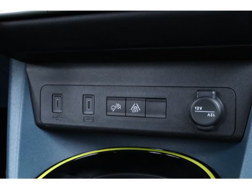 Fiat Panda La Prima | Cruise Control | Camera | 7,4kW lader | Navi | Stoel+Stuurverwarming | Carplay | Climate ActivLease financial lease