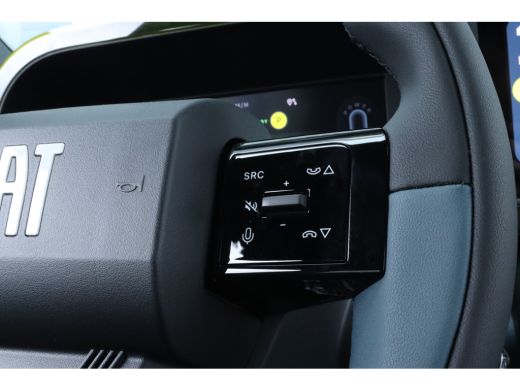 Fiat Panda La Prima | Cruise Control | Camera | 7,4kW lader | Navi | Stoel+Stuurverwarming | Carplay | Climate ActivLease financial lease