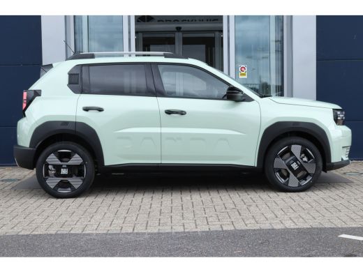 Fiat Panda La Prima | Cruise Control | Camera | 7,4kW lader | Navi | Stoel+Stuurverwarming | Carplay | Climate ActivLease financial lease