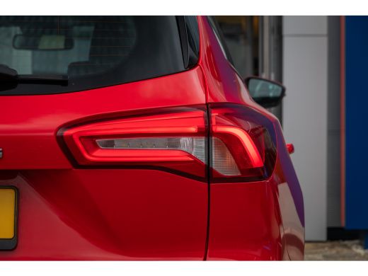 Ford Focus 1.0 EcoBoost Titanium Business | Cruise | Clima | Navigatie | Apple Carplay/Android Auto | LED ActivLease financial lease
