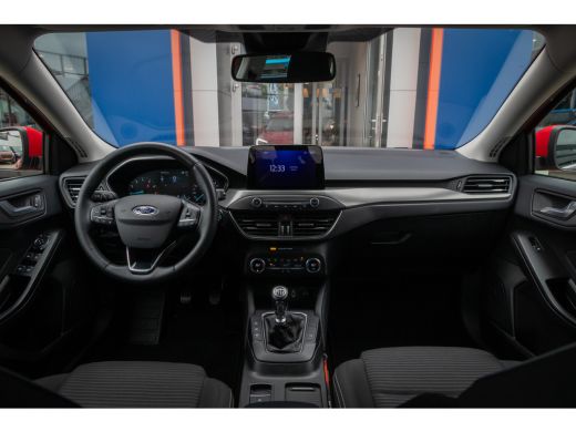 Ford Focus 1.0 EcoBoost Titanium Business | Cruise | Clima | Navigatie | Apple Carplay/Android Auto | LED ActivLease financial lease