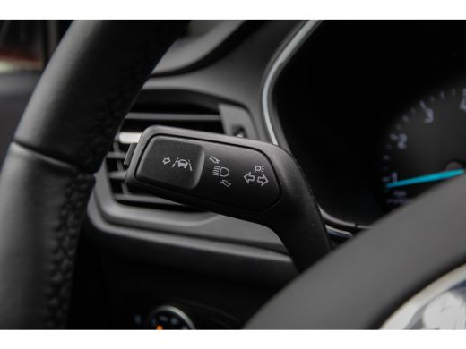 Ford Focus 1.0 EcoBoost Titanium Business | Cruise | Clima | Navigatie | Apple Carplay/Android Auto | LED ActivLease financial lease
