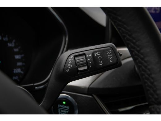 Ford Focus 1.0 EcoBoost Titanium Business | Cruise | Clima | Navigatie | Apple Carplay/Android Auto | LED ActivLease financial lease