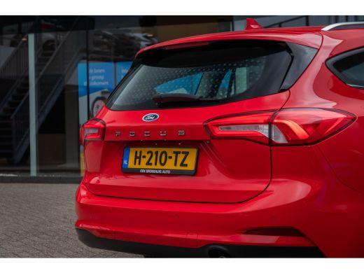 Ford Focus 1.0 EcoBoost Titanium Business | Cruise | Clima | Navigatie | Apple Carplay/Android Auto | LED ActivLease financial lease