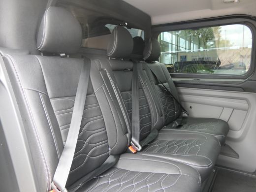 Ford Transit Custom 320 2.5 PHEV L2H1 Black Platinum DC | Dubbele Cabine | Leder | 360 Camera | Dubbele Schuifdeur | ... ActivLease financial lease