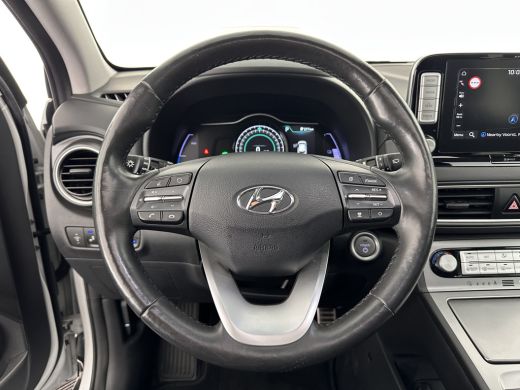 Hyundai Kona EV Premium 64 kWh (INCL-BTW) *PANO | FULL-LEATHER | KRELL-AUDIO | HEAD-UP | FULL-LED | NAVI-FULLM... ActivLease financial lease