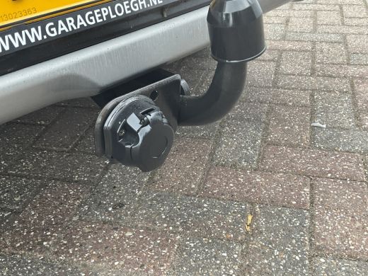 Kia Niro 1.6 GDi Hybrid ExecutiveLine Pano Trekhaak Leder JBL Stoelverw+Ventilatie VOL! ActivLease financial lease