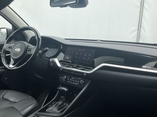 Kia Niro 1.6 GDi Hybrid ExecutiveLine Pano Trekhaak Leder JBL Stoelverw+Ventilatie VOL! ActivLease financial lease