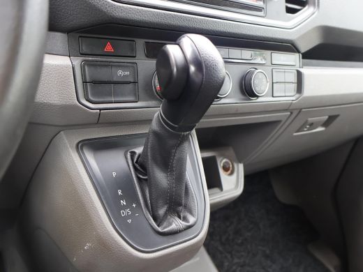 MAN TGE 50 2.0 TDI 177 PK DSG AUT. D.C. DUBBEL LUCHT 7-PERS. OPEN LAADBAK + 3500 KG TREKHAAK | STANDKACHEL ActivLease financial lease