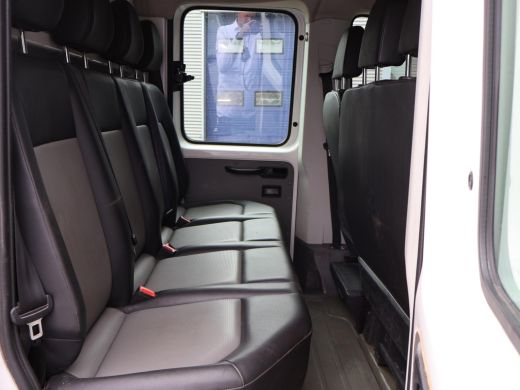 MAN TGE 50 2.0 TDI 177 PK DSG AUT. D.C. DUBBEL LUCHT 7-PERS. OPEN LAADBAK + 3500 KG TREKHAAK | STANDKACHEL ActivLease financial lease