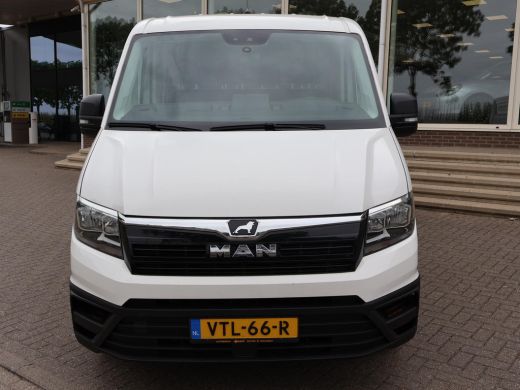 MAN TGE 50 2.0 TDI 177 PK DSG AUT. D.C. DUBBEL LUCHT 7-PERS. OPEN LAADBAK + 3500 KG TREKHAAK | STANDKACHEL ActivLease financial lease