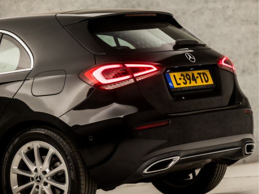 Mercedes-Benz A-Klasse 200 Sport 164Pk Automaat (GROOT NAVI, CAMERA, LEDER, STOELVERWARMING, SPORTSTOELEN, CRUISE, PARKE... ActivLease financial lease