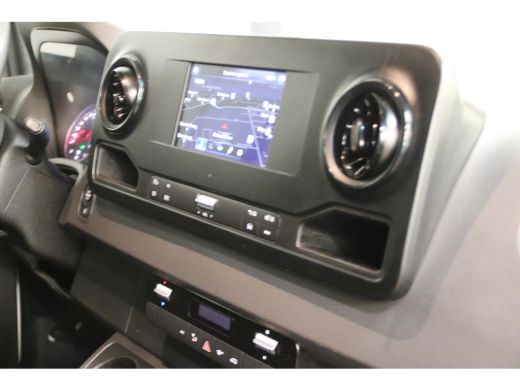 Mercedes-Benz Sprinter 314 2.2 CDI L2H2 AUTOMAAT 3500KG TREKVERMOGEN ActivLease financial lease