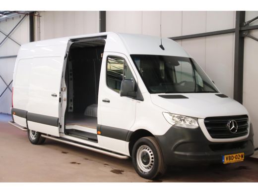 Mercedes-Benz Sprinter 314 2.2 CDI AUTOMAAT L3H2 3500KG TREKVERMOGEN ActivLease financial lease