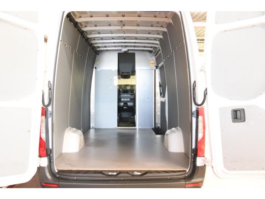 Mercedes-Benz Sprinter 316 2.2 CDI AUTOMAAT L3H2 3500KG TREKVERMOGEN ActivLease financial lease