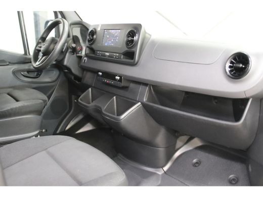 Mercedes-Benz Sprinter 316 2.2 CDI AUTOMAAT L3H2 3500KG TREKVERMOGEN ActivLease financial lease