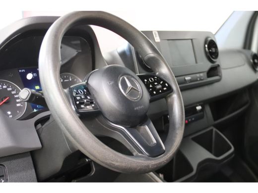Mercedes-Benz Sprinter 314 2.2 CDI AUTOMAAT L3H2 3500KG TREKVERMOGEN ActivLease financial lease