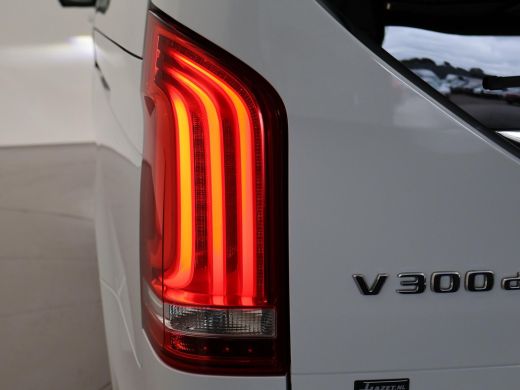 Mercedes-Benz V-Klasse 300d 4-MATIC 239 PK AMG SPORT D.C. XL + BURMESTER | LUCHTVERING | STOELVENT.| STANDKACHEL | DISTR... ActivLease financial lease
