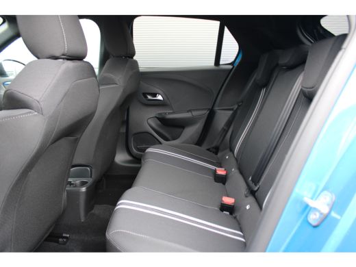 Opel Corsa YES | #YesOfCorsa Interieur | 'Corsa'' op achterkant in zwart | 16" Lichtmetalen velgen, zwart ActivLease financial lease