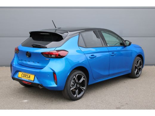 Opel Corsa YES | #YesOfCorsa Interieur | 'Corsa'' op achterkant in zwart | 16" Lichtmetalen velgen, zwart ActivLease financial lease