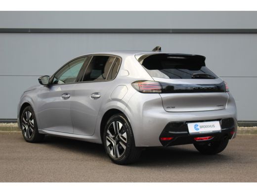 Peugeot 208 1.2 Hybrid 100 e-DCS6 Allure | Drive Assist | Camera | Adapt. Cruise | Carplay | Stoelverwarming ... ActivLease financial lease