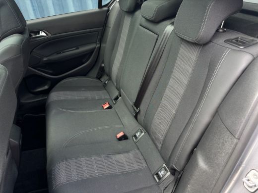 Peugeot 308 1.2 PureTech Allure | Achteruitrijcamera | Airco (automatisch) | Chroom delen exterieur ActivLease financial lease