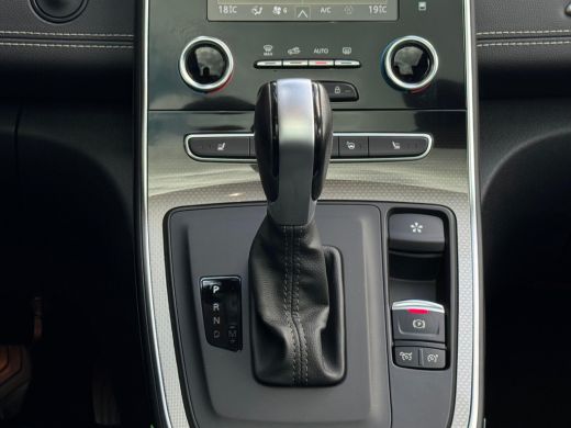 Renault Grand Scénic 1.3 TCe 160 EDC Initiale Paris 7p. LEDER | 7P | FULL LED | DEALER ONDERHOUDEN ActivLease financial lease