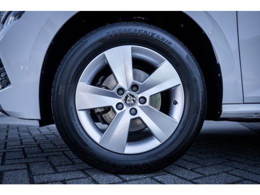 Skoda Kamiq 1.0 TSI Ambition ActivLease financial lease
