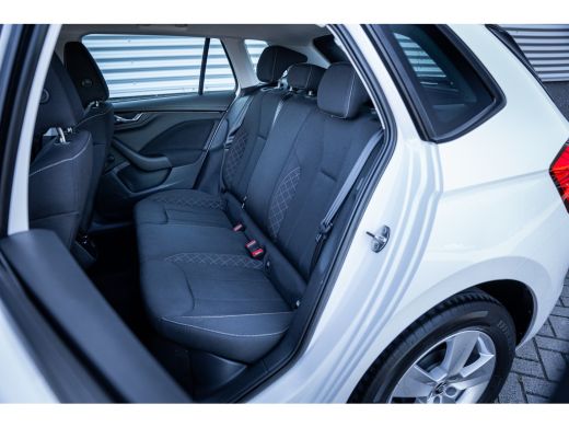Skoda Kamiq 1.0 TSI Ambition ActivLease financial lease