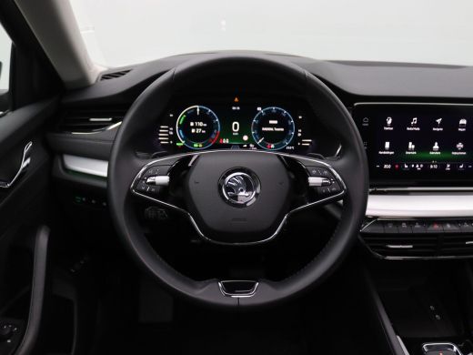 Skoda Octavia Combi 1.4 TSI iV PHEV Business Edition Plus 204PK DSG Pano-Schuifdak, Adaptieve Cruise Controle, ... ActivLease financial lease