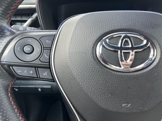Toyota Corolla Touring Sports 1.8 Hybrid GR-Sport | Bi-tone lak | Trekhaak | Parkeersensoren | Carplay | ActivLease financial lease