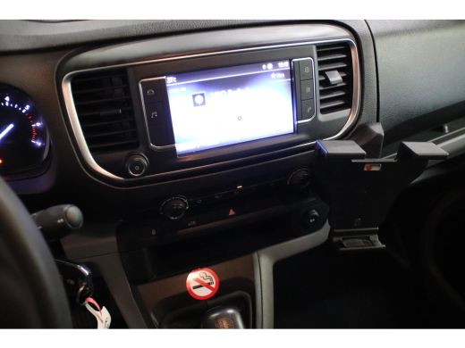 Toyota ProAce 2.0 D-4D L2H1 146PK CARPLAY ActivLease financial lease