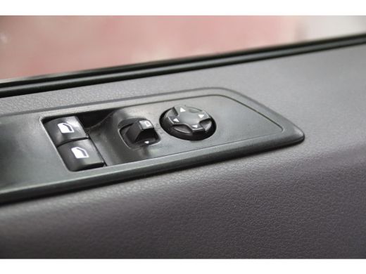 Toyota ProAce 2.0 D-4D L2H1 146PK CARPLAY ActivLease financial lease