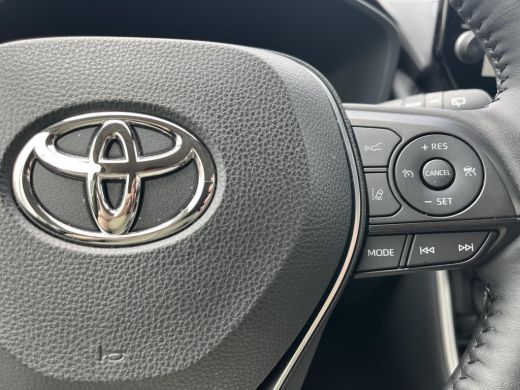 Toyota RAV4 2.5 Hybrid AWD Adventure | Lederen bekleding | Navigatie | Camera's rondom | Stoel- + stuurverwar... ActivLease financial lease
