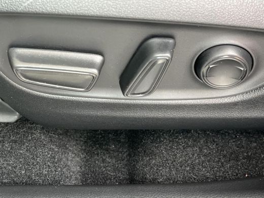 Toyota RAV4 2.5 Hybrid AWD Adventure | Lederen bekleding | Navigatie | Camera's rondom | Stoel- + stuurverwar... ActivLease financial lease