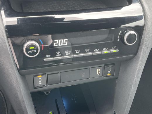 Toyota Yaris Cross 1.5 Hybrid Dynamic | JBL audio | Stoelverwarming | Navigatie | Parkeersensoren | ActivLease financial lease