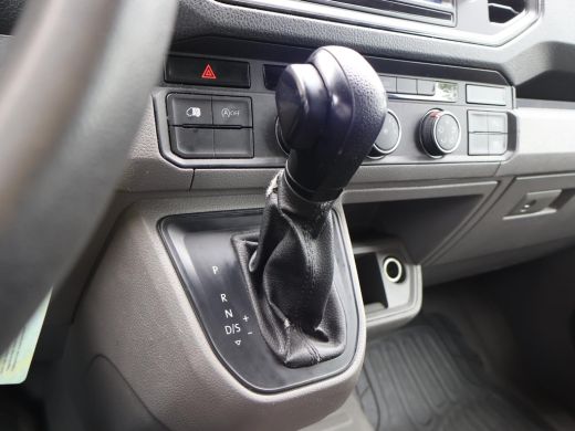Volkswagen Crafter 35 2.0 TDI 140 PK DSG L3H3 + 3000 KG TREKHAAK | CAMERA | APPLE CARPLAY | NAVIGATIE ActivLease financial lease