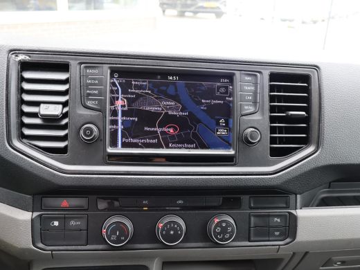 Volkswagen Crafter 35 2.0 TDI 140 PK DSG L3H3 + 3000 KG TREKHAAK | CAMERA | APPLE CARPLAY | NAVIGATIE ActivLease financial lease