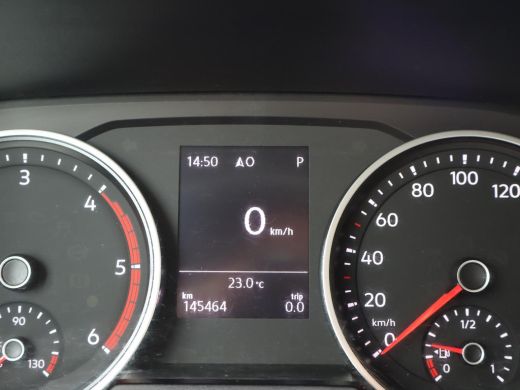 Volkswagen Crafter 35 2.0 TDI 140 PK DSG L3H3 + 3000 KG TREKHAAK | CAMERA | APPLE CARPLAY | NAVIGATIE ActivLease financial lease