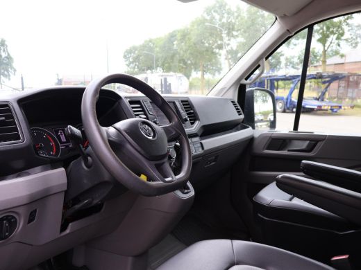 Volkswagen Crafter 35 2.0 TDI 140 PK DSG L3H3 + 3000 KG TREKHAAK | CAMERA | APPLE CARPLAY | NAVIGATIE ActivLease financial lease
