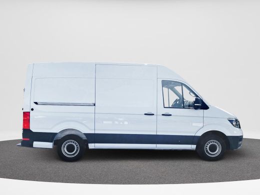 Volkswagen Crafter 35 2.0 TDI L3H3 Trendline | 140Pk | Trekhaak | A-Camera | Betimmering | Navi | Cruise | ActivLease financial lease