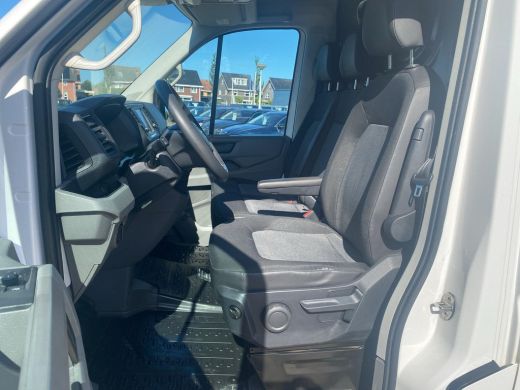 Volkswagen Crafter 35 2.0 TDI L3H3 Trendline | 140Pk | Trekhaak | A-Camera | Betimmering | Navi | Cruise | ActivLease financial lease