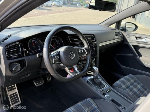 Volkswagen Golf 1.4 TSI PHEV GTE BTW ActivLease financial lease