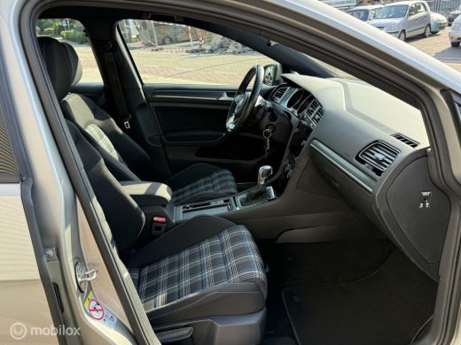 Volkswagen Golf 1.4 TSI PHEV GTE BTW ActivLease financial lease