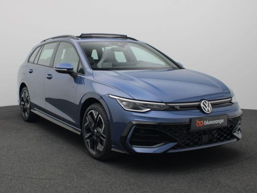 Volkswagen Golf 1.5 eTSI R-Line Edition 150PK matrix led, trekhaak, panoramadak, keyless, stoelventilatie , stuur... ActivLease financial lease