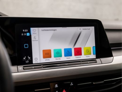 Volkswagen Golf 1.5 TSI Sport (4 CILINDER, APPLE CARPLAY, GROOT NAVI, MEMORY SEATS, ALCANTARA, STUUR/STOELVERWARM... ActivLease financial lease