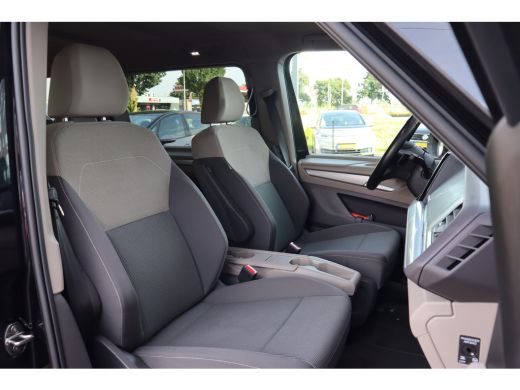 Volkswagen Multivan 1.4 eHybrid L2H1 Life | Cruise control | Keyless start | Parkeersensor achter ActivLease financial lease